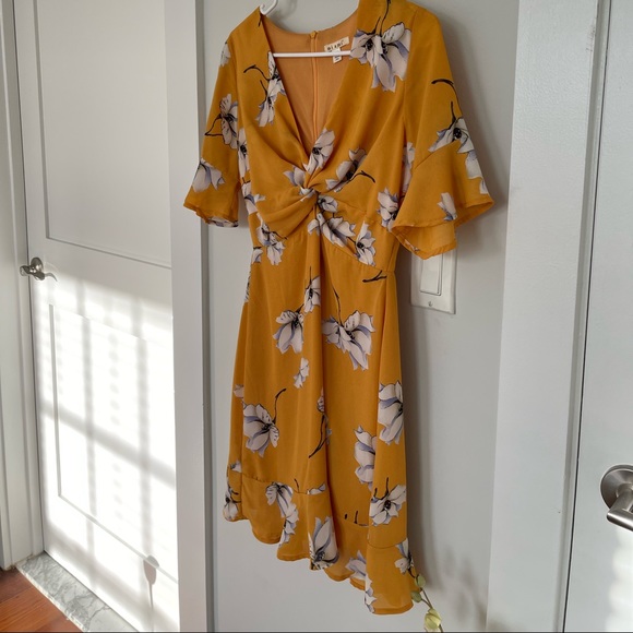 Yellow Floral Dress - Size XS - Picture 2 of 3